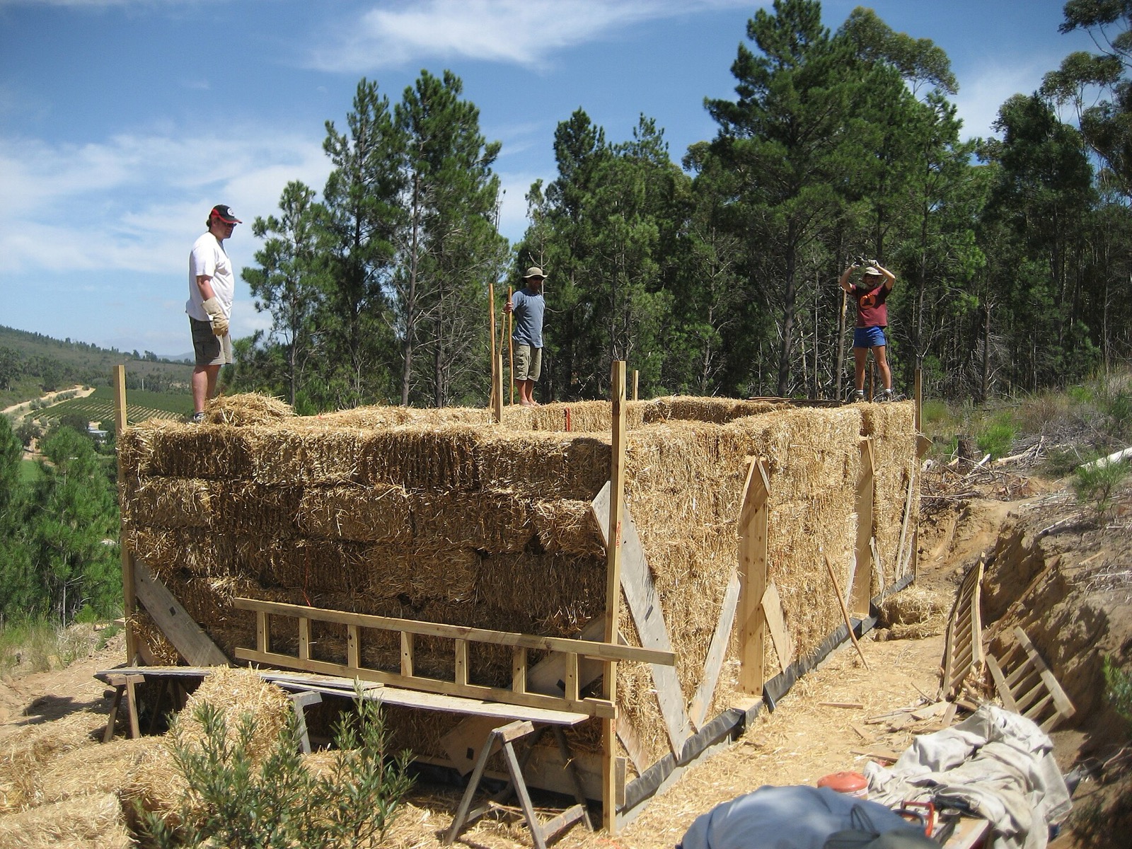 Maison construite avec une isolation en bottes de paille